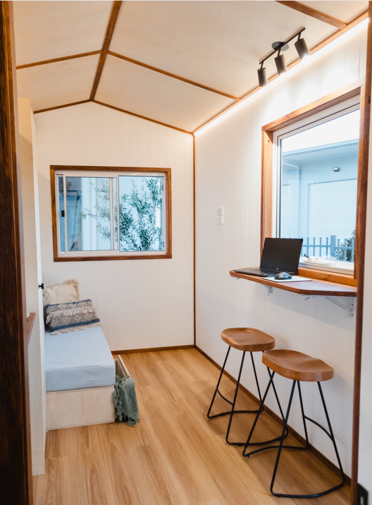 Hawthorne On The Park Tiny Home — photo 7