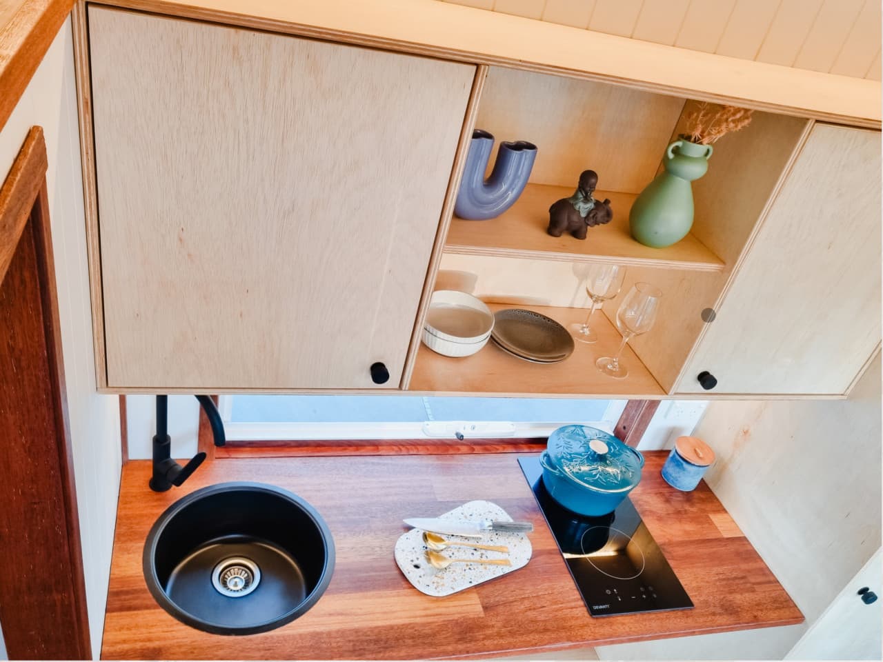 Hawthorne On The Park Tiny Home — photo 11